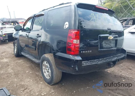 2011 Chevrolet Tahoe Ls z USA, uszkodzony, nr VIN 1GNSKAE08BR397318